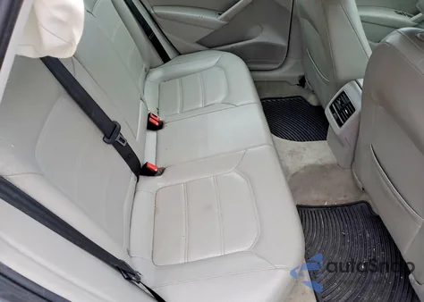 2013 Volkswagen Passat Se z USA, uszkodzony, nr VIN 1VWBH7A31DC099030